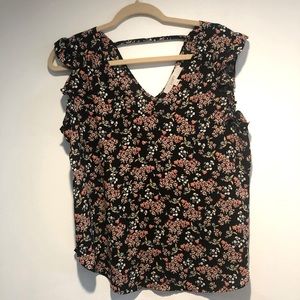 ‼️Loft Floral Blouse With Ruffle Sleeves